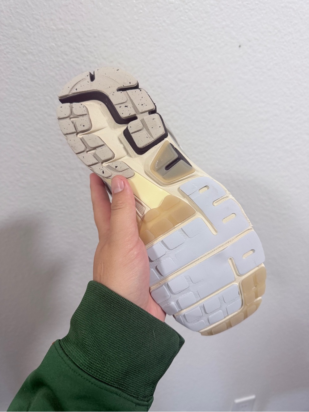 Nike Vomero 5 - Picture 4 of 9